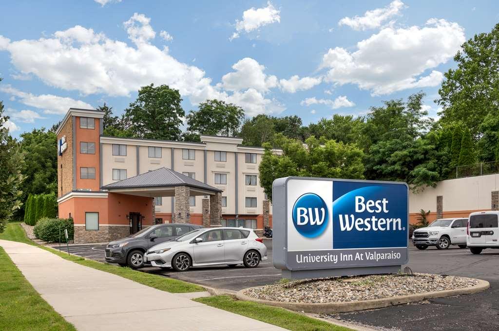 Best Western University Inn At Valparaiso Exterior photo